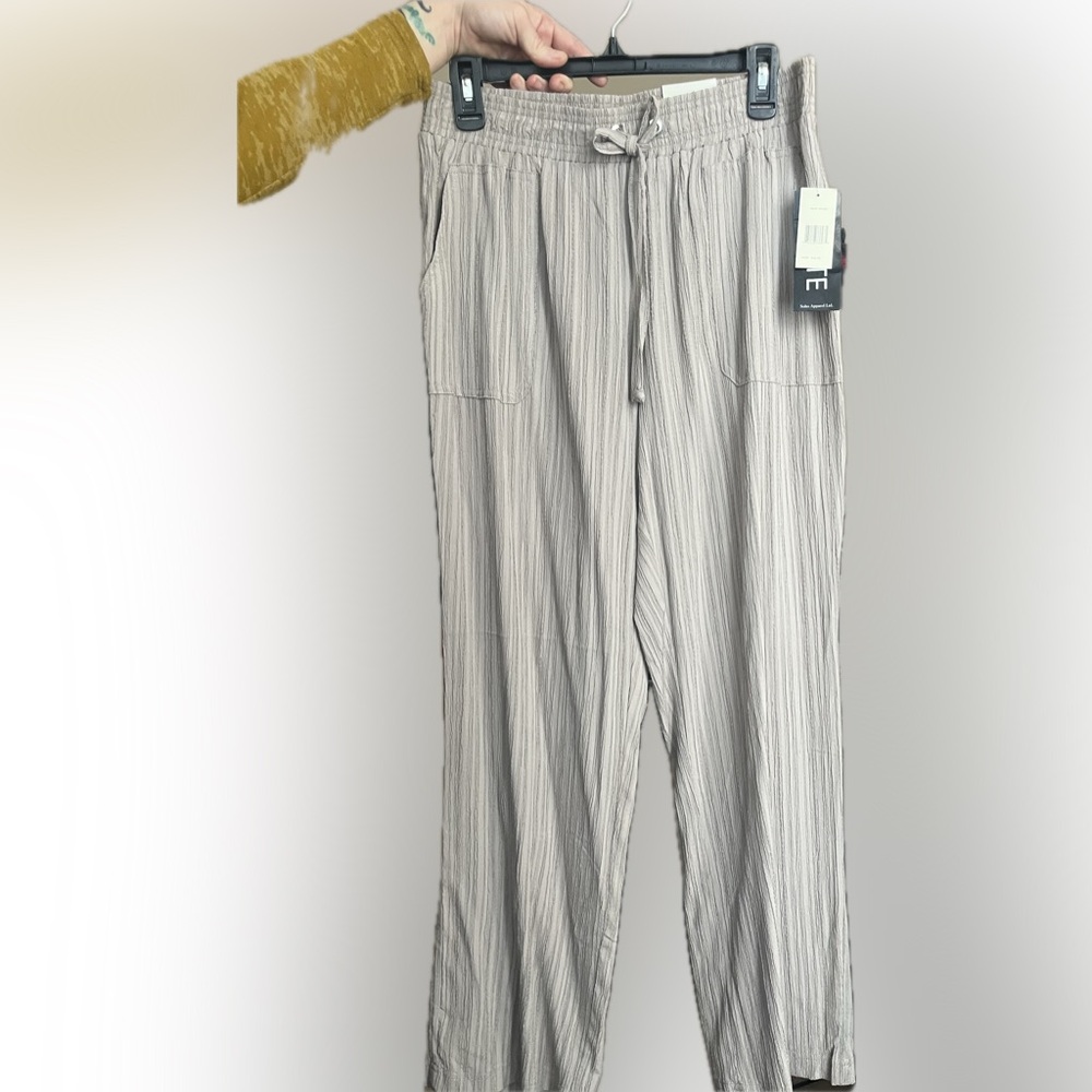 Soho Apparel Gray Striped Wide Leg Pants MP